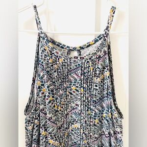 Aventura Eco Multicolor Geometric Top